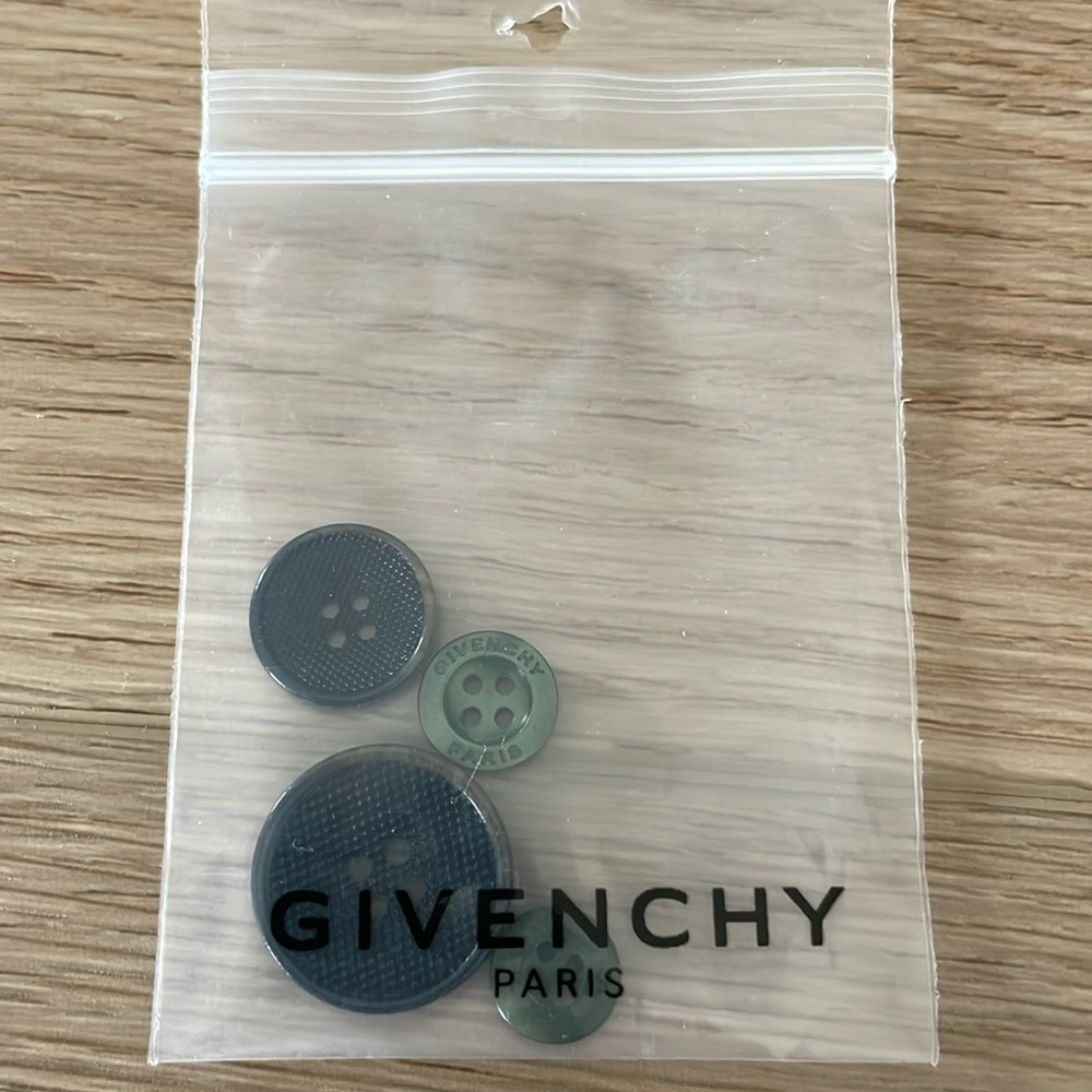 Givenchy Replacement Buttons - Picture 2 of 2